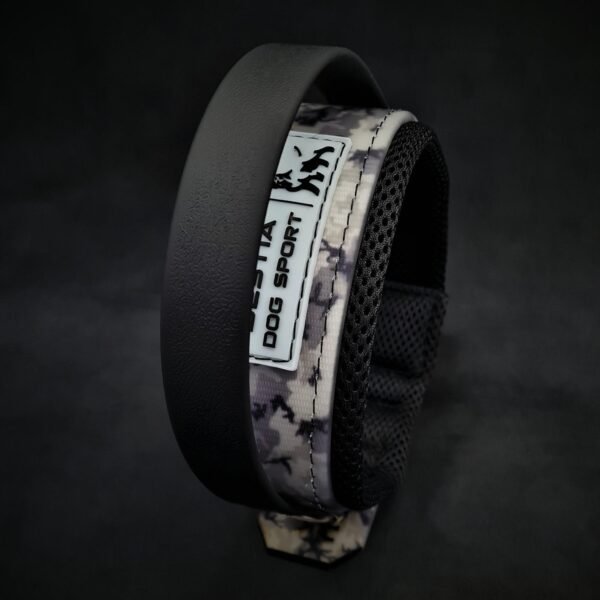 bestia-dog-sport-handle-collar-grey-camo-763058.jpg BESTIA Dog Sport antkaklis su rankena – pilkas kamufliažas