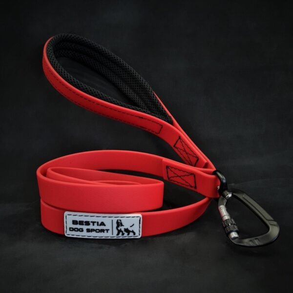 bestia-dog-sport-tactical-leash-red-596138.jpg BESTIA raudonas taktinis sportinis pavadėlis